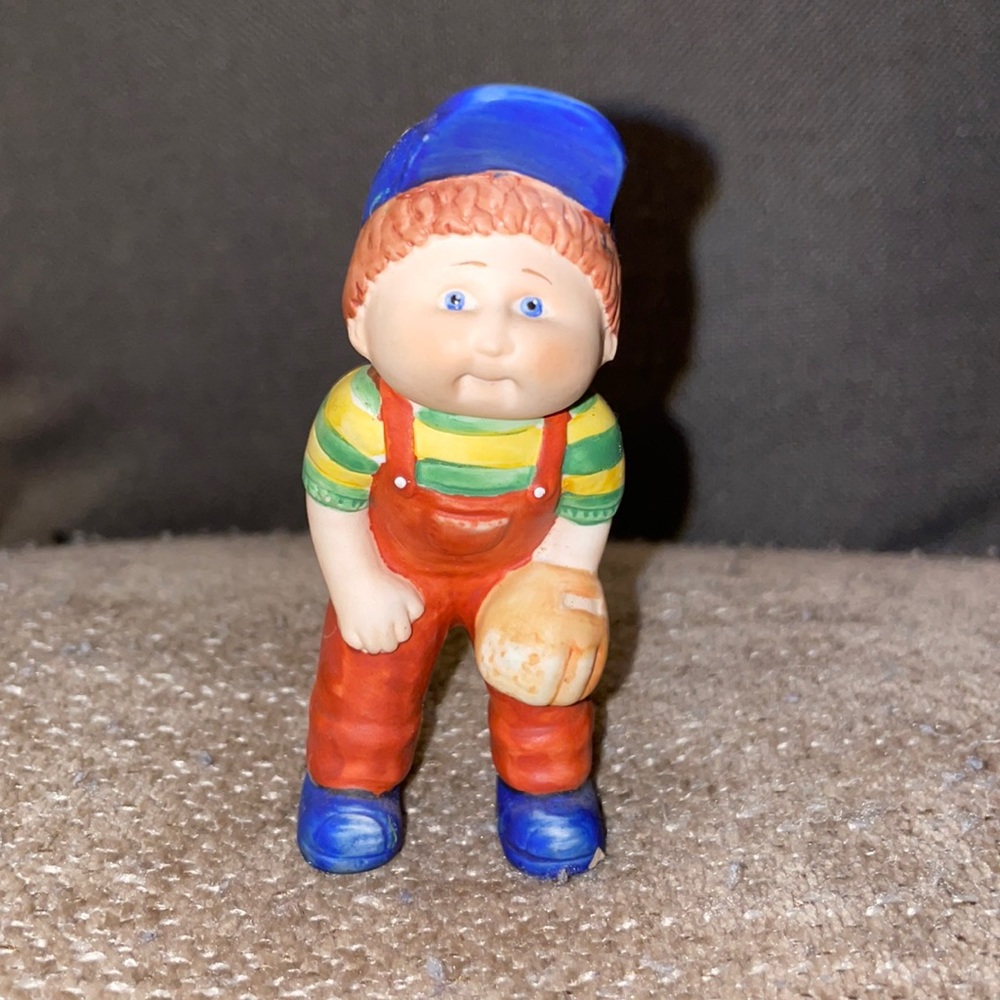 Cabbage Patch Kids PLAY BALL boy in baseball hat porcelain figurine vintage
